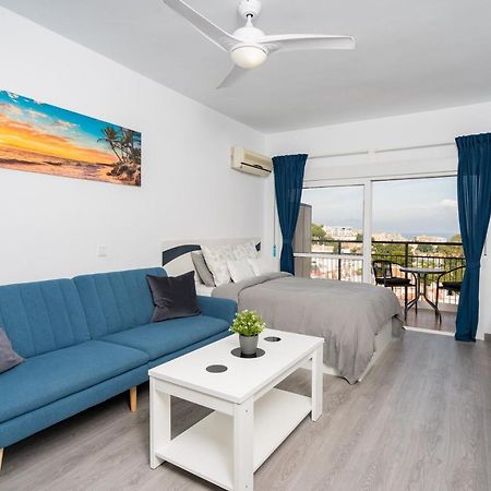 Holiday Rentals Piscina, Playa Parking A 5 Min Caminando Del Puerto De 베날마데나코스타 외부 사진