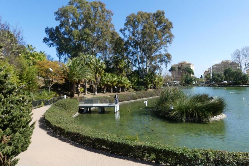 Holiday Rentals Piscina, Playa Parking A 5 Min Caminando Del Puerto De 베날마데나코스타 외부 사진