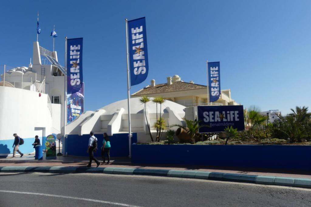 Holiday Rentals Piscina, Playa Parking A 5 Min Caminando Del Puerto De 베날마데나코스타 외부 사진