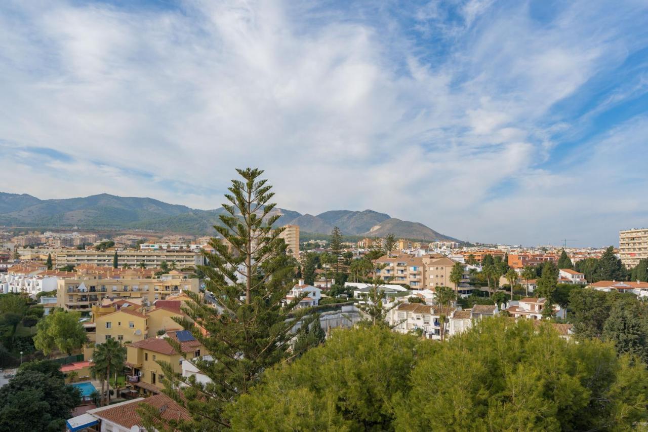 Holiday Rentals Piscina, Playa Parking A 5 Min Caminando Del Puerto De 베날마데나코스타 외부 사진
